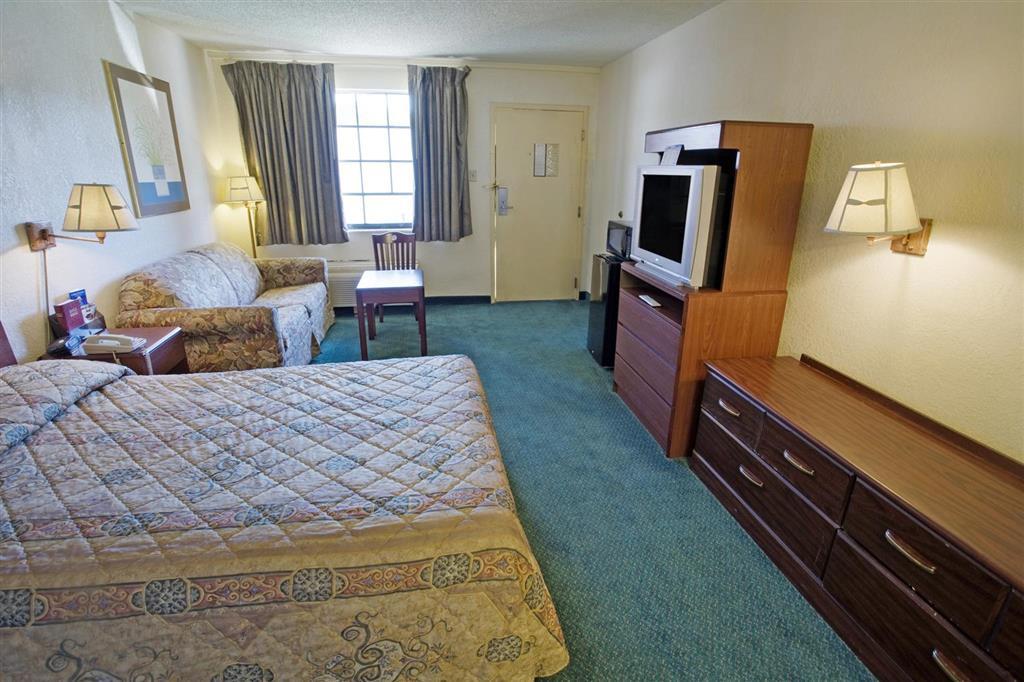 Americas Best Value Inn Richmond South Room photo